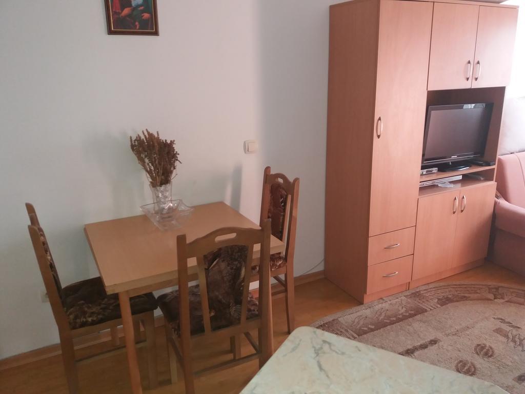 Renome Apartmani Banja Koviljaca Exterior photo